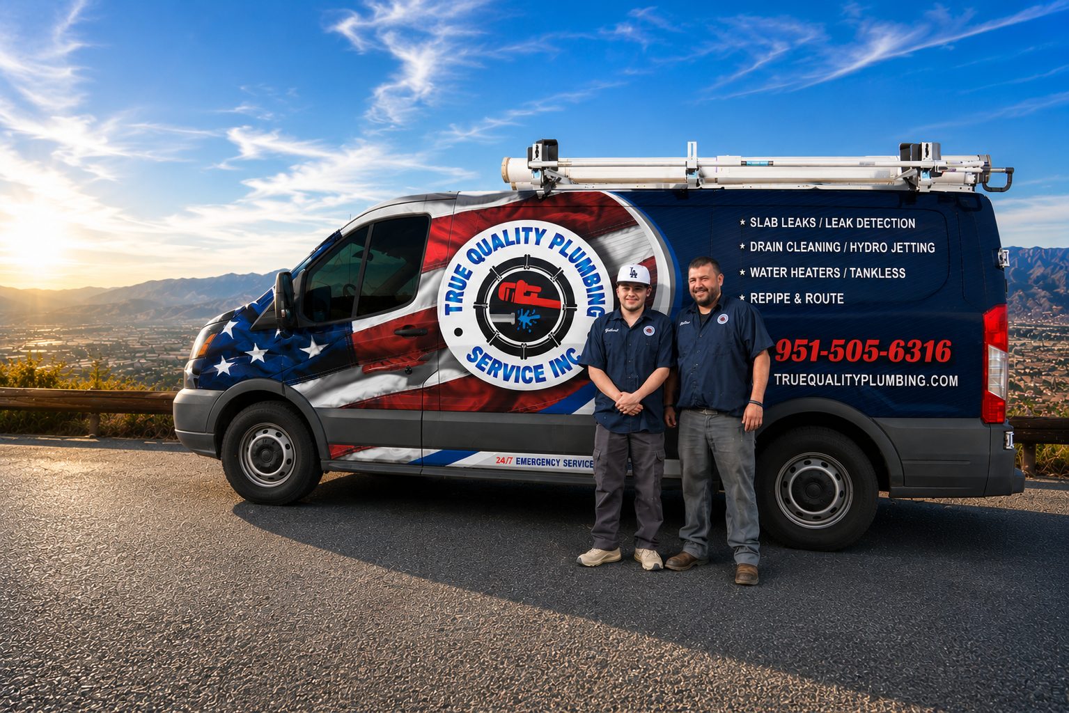 Equipo y camión de True Quality Plumbing